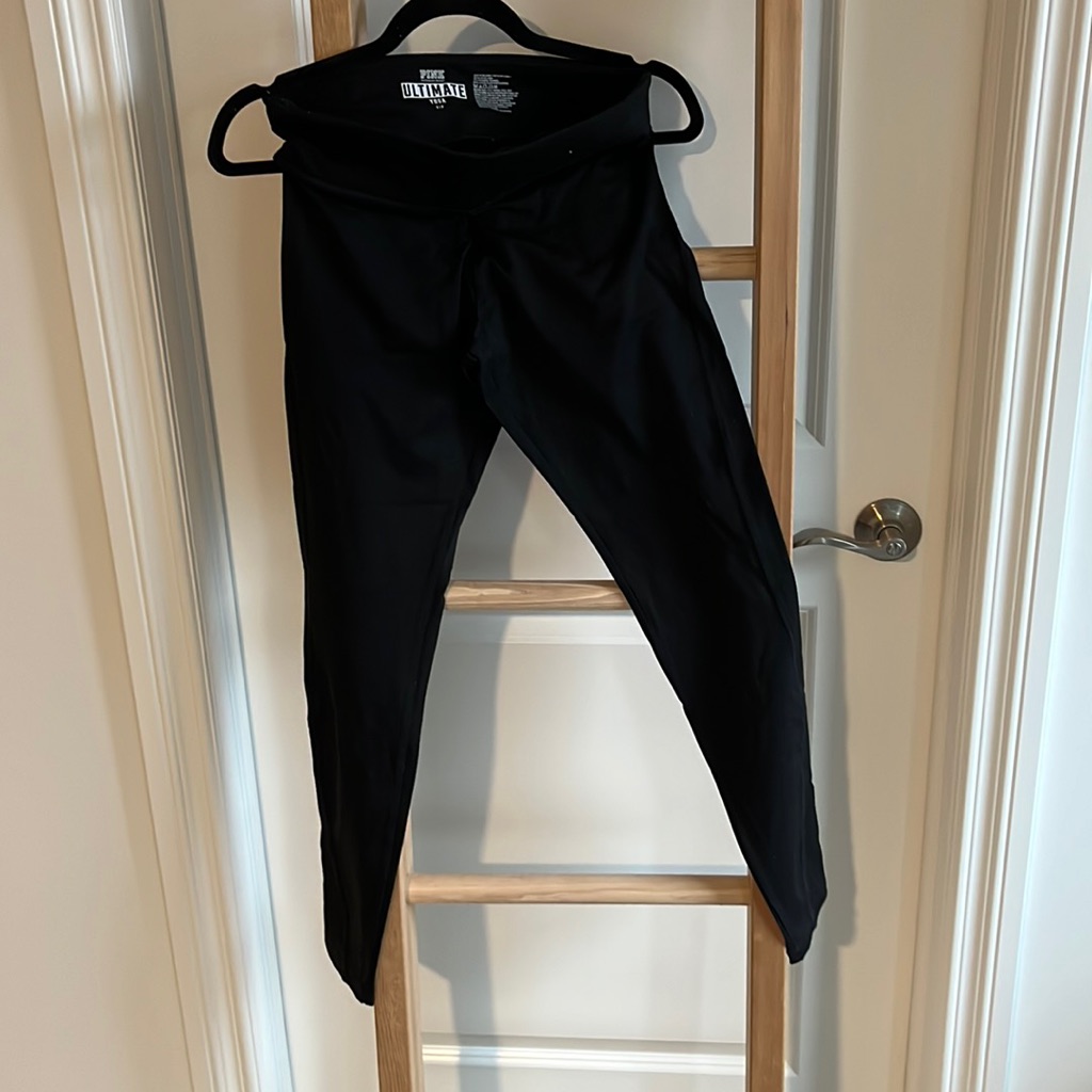 Pink Vs Brand Black Ultimate Yoga Leggings